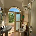Kings Castle Sea View *