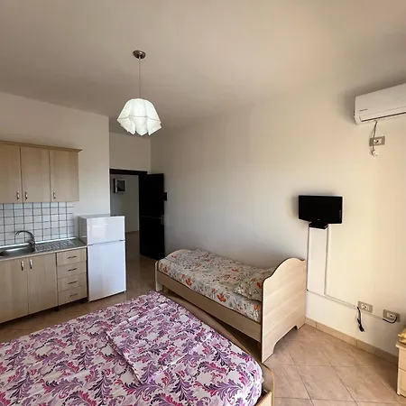Daire Kings Castle Sea View Apartments Studio- 1 Bedroom- 2 Bedroom Orikum