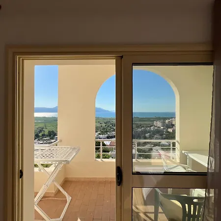 Kings Castle Sea View Apartments Studio- 1 Bedroom- 2 Bedroom Orikum