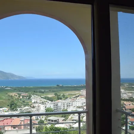 Kings Castle Sea View Apartments Studio- 1 Bedroom- 2 Bedroom אוריקום