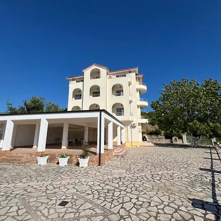 Kings Castle Sea View Apartments Studio- 1 Bedroom- 2 Bedroom דירה