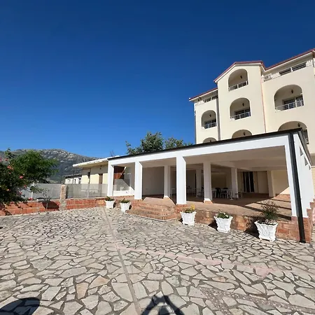Kings Castle Sea View Apartments Studio- 1 Bedroom- 2 Bedroom